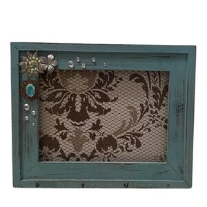 Embellished Reclaimed Frame Earring Display Refinished With Hook,‎ Green
